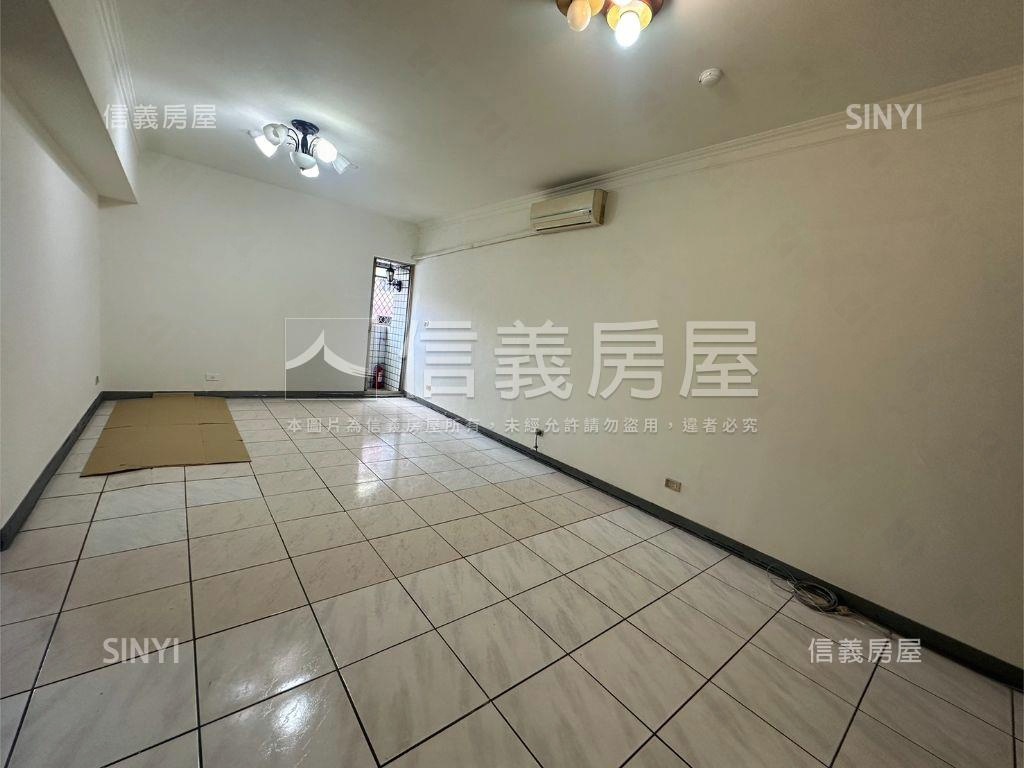 金鳳凰－景觀三房房屋室內格局與周邊環境