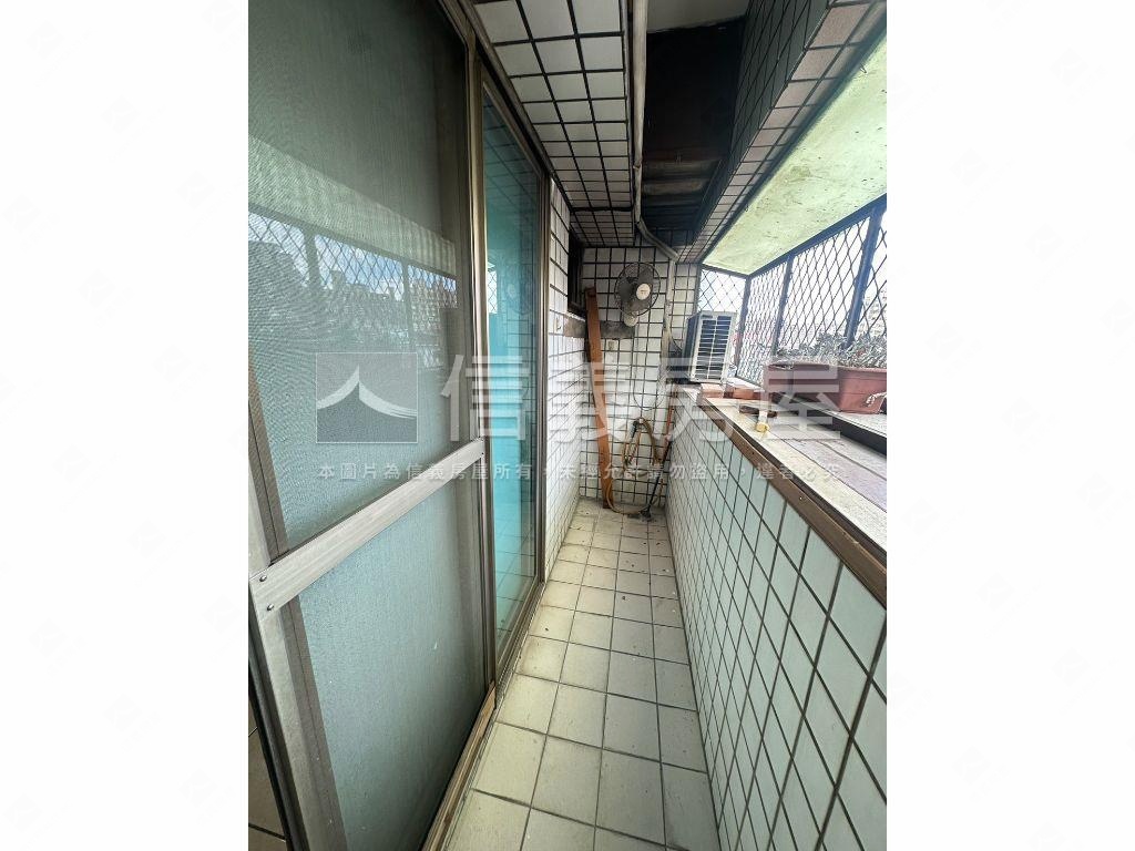 金鳳凰－景觀三房房屋室內格局與周邊環境