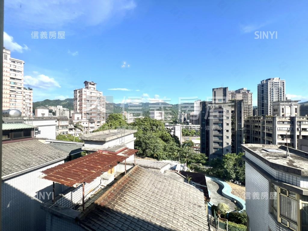 鳥語花香金石山莊房屋室內格局與周邊環境