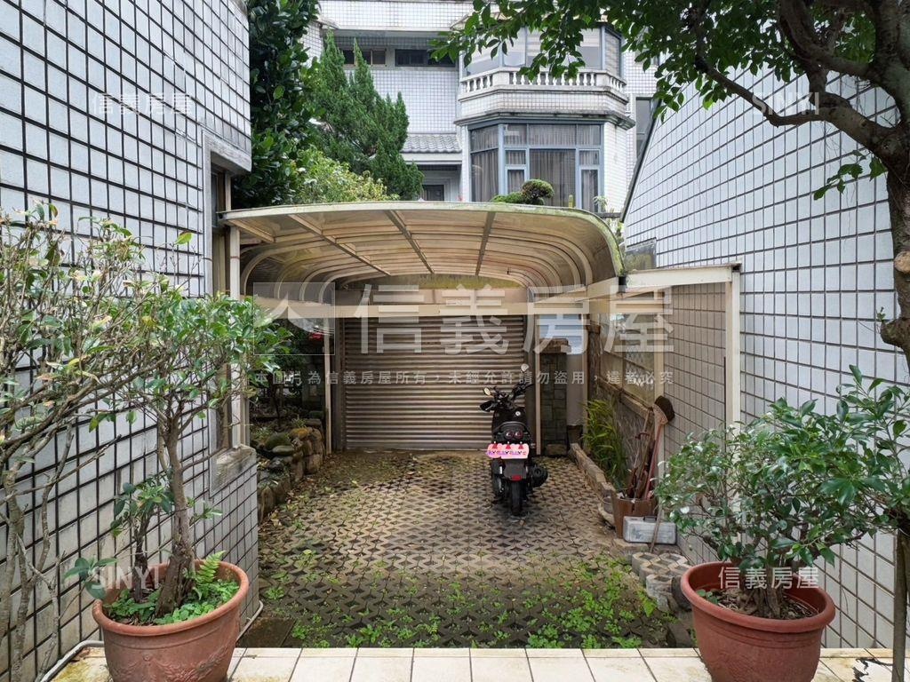 鳥語花香金石山莊房屋室內格局與周邊環境