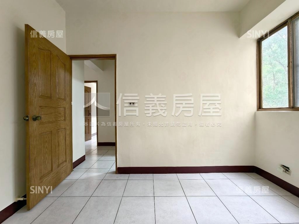 專任麗景清盧三房房屋室內格局與周邊環境