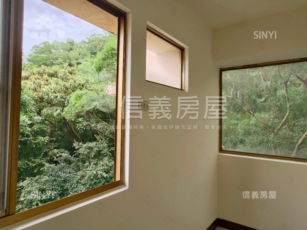 專任麗景清盧三房房屋室內格局與周邊環境