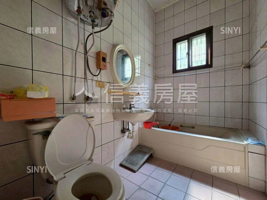 哇！面寬約７米大地坪透天房屋室內格局與周邊環境