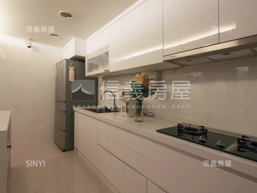 忠孝四面採光八方來財房屋室內格局與周邊環境