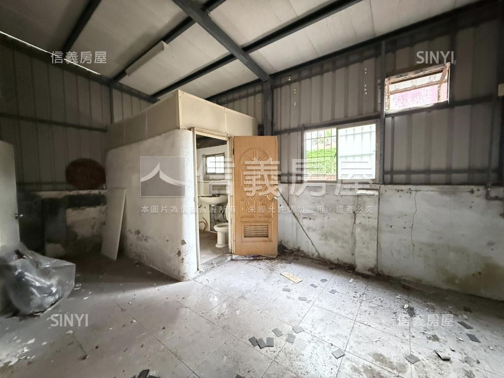 約１５米大面寬７３坪老厝房屋室內格局與周邊環境