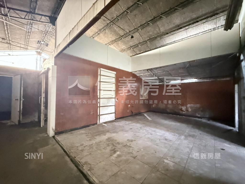 約１５米大面寬７３坪老厝房屋室內格局與周邊環境