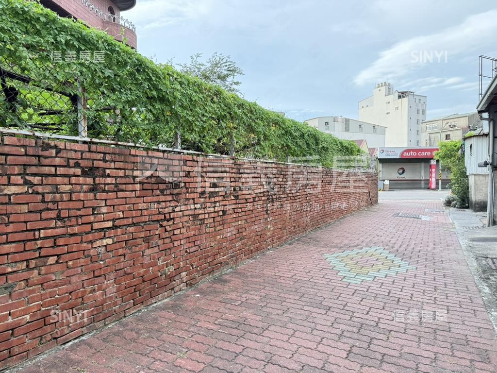 約１５米大面寬７３坪老厝房屋室內格局與周邊環境