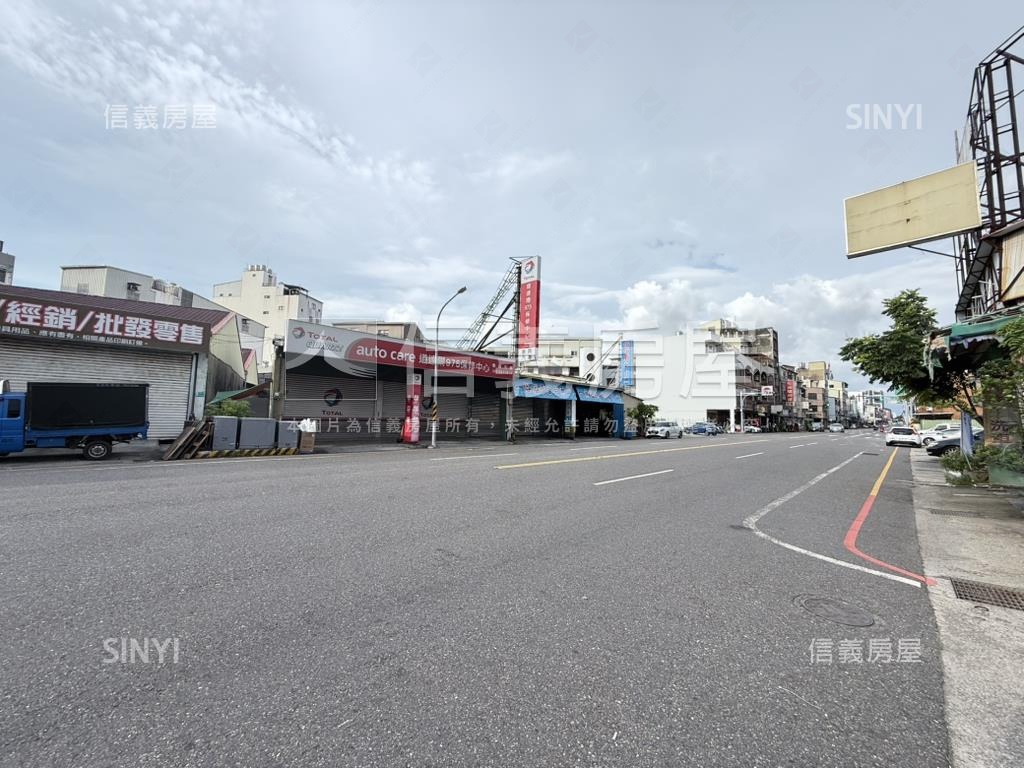 約１５米大面寬７３坪老厝房屋室內格局與周邊環境