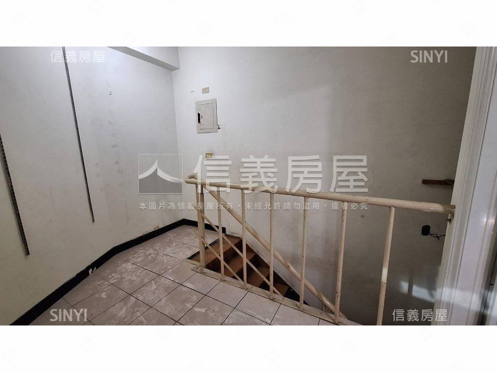 逢甲低總價店面房屋室內格局與周邊環境