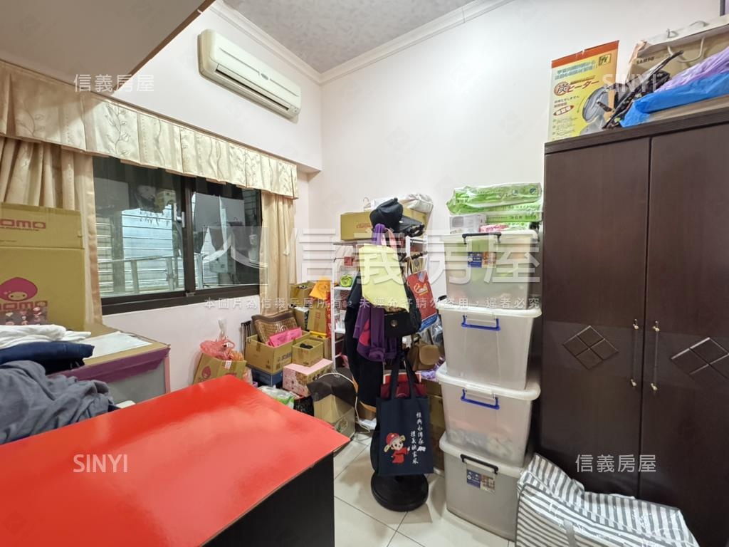 中壢市中心稀有一樓附車位房屋室內格局與周邊環境