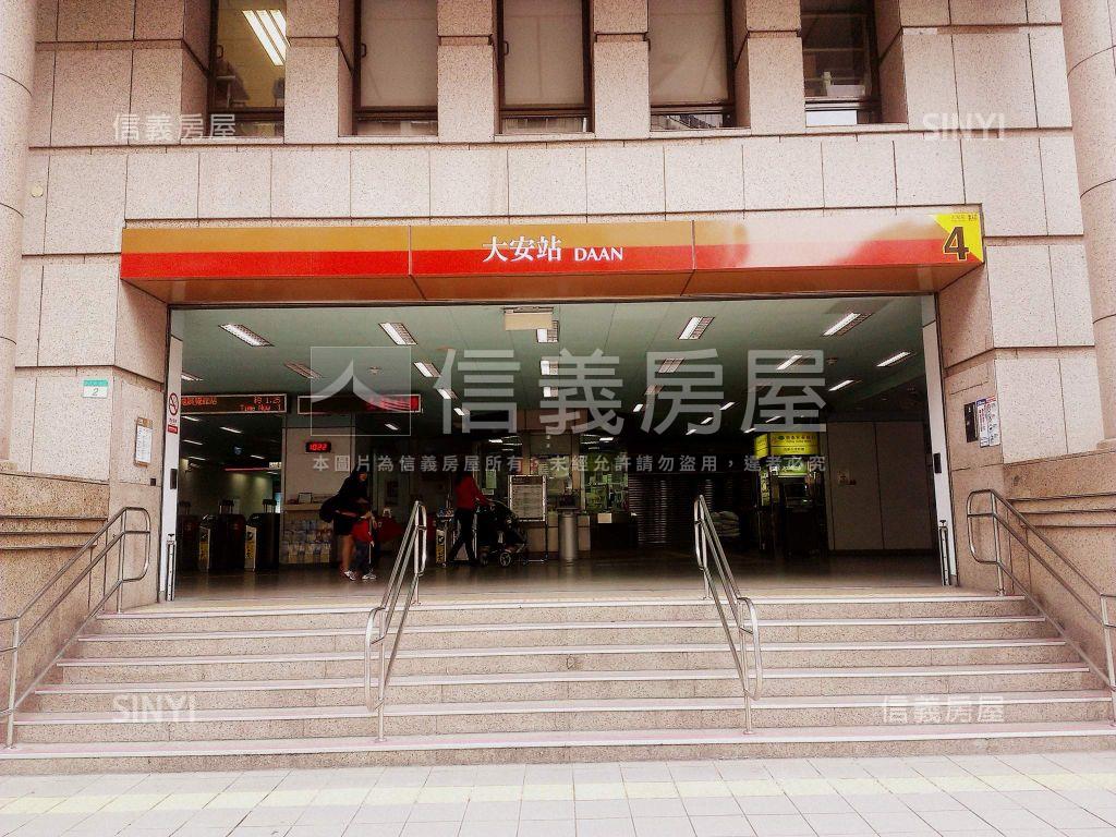 大安捷運康橋美邸房屋室內格局與周邊環境