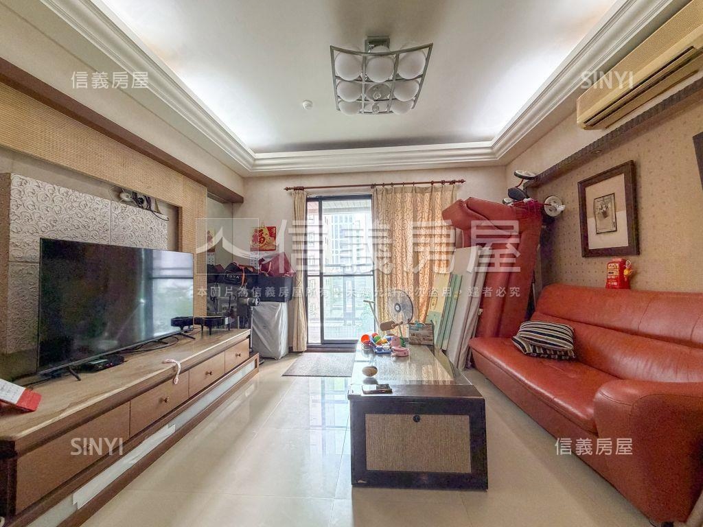 美術嵩豐大四房平車房屋室內格局與周邊環境