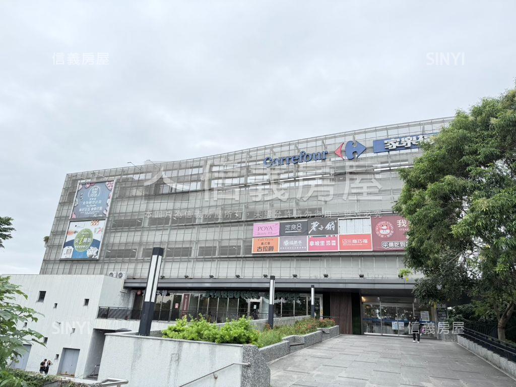 平鎮車水馬龍醒目金透店房屋室內格局與周邊環境