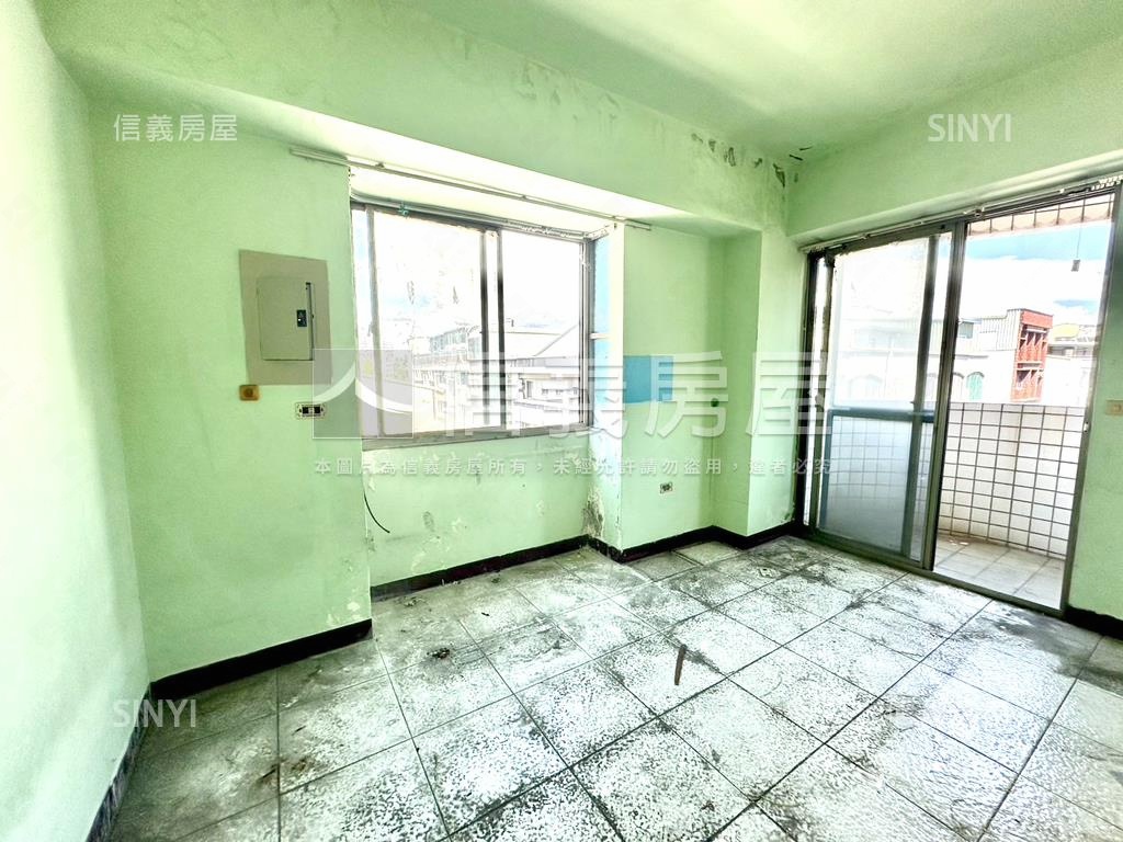中華商圈陽台套房房屋室內格局與周邊環境