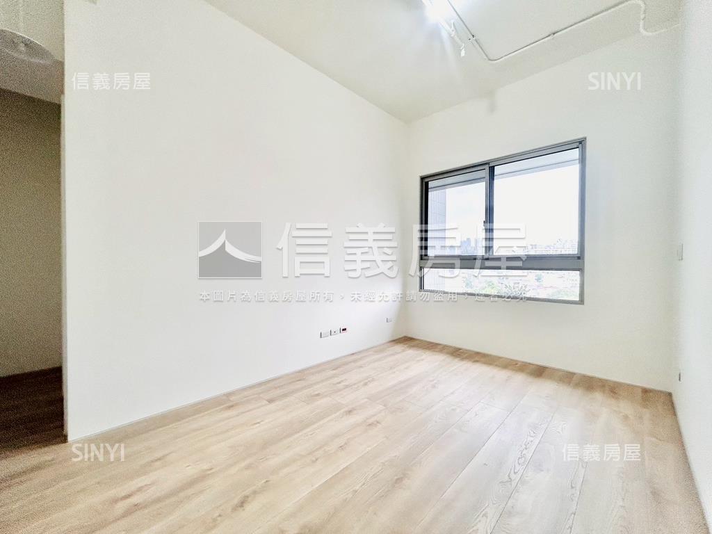 精銳ＳＫＹＯＮＥ公園豪邸房屋室內格局與周邊環境