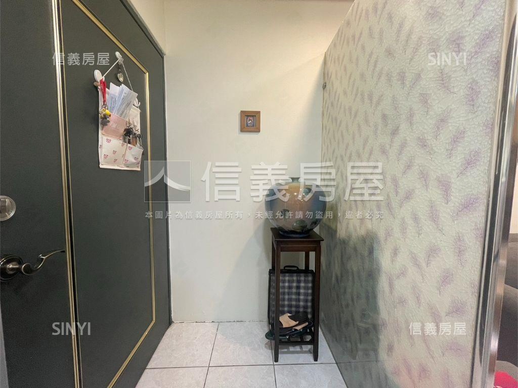 專任＠福益稀有套房房屋室內格局與周邊環境