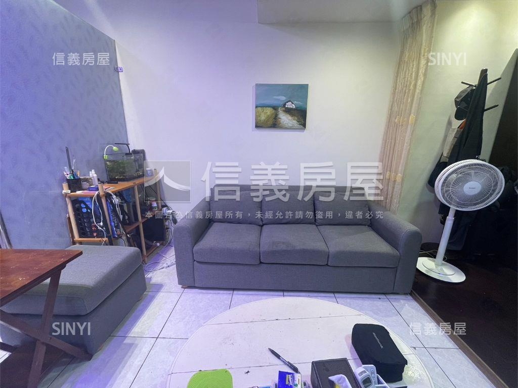 專任＠福益稀有套房房屋室內格局與周邊環境