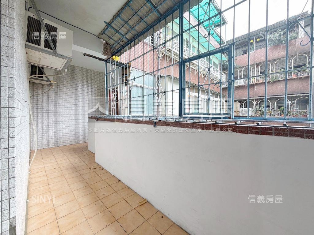 南勢角標準格局三房房屋室內格局與周邊環境