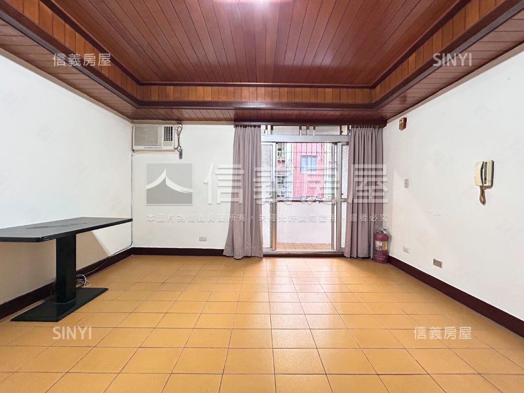 南勢角標準格局三房房屋室內格局與周邊環境