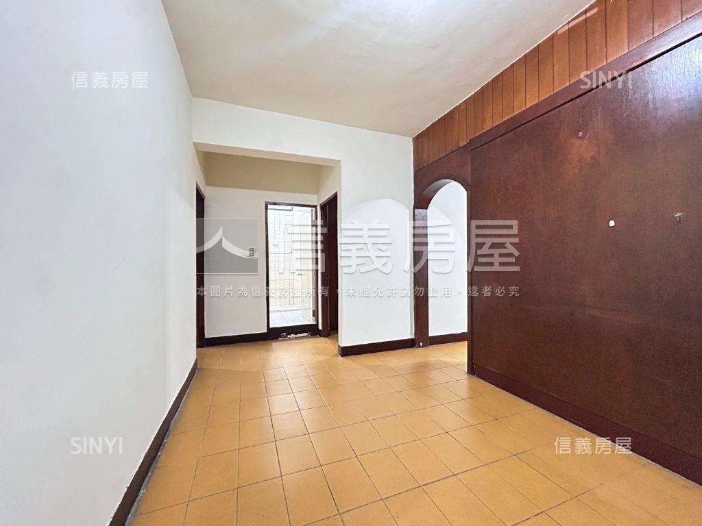 南勢角標準格局三房房屋室內格局與周邊環境