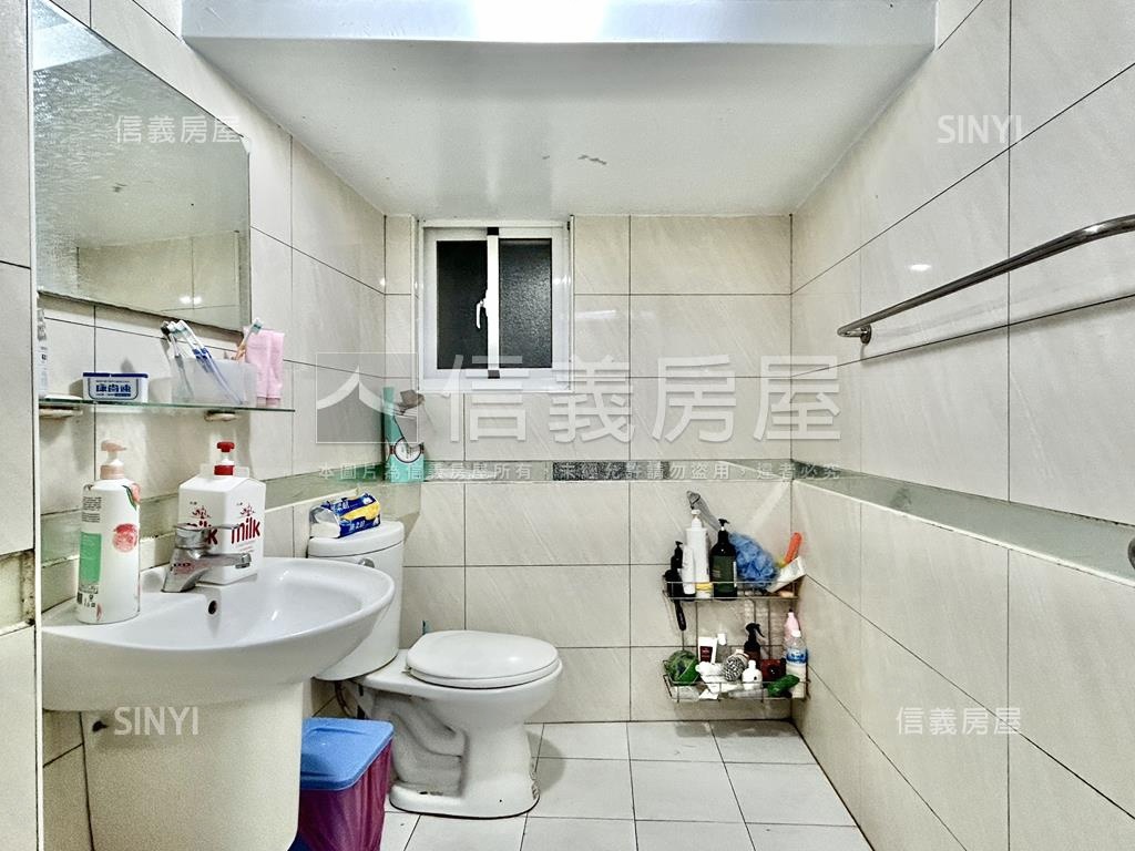 正街低總價透天店面房屋室內格局與周邊環境