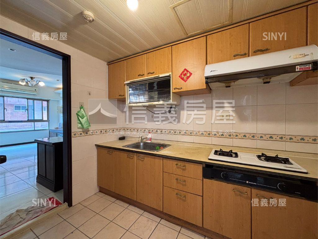 優生寶貝三房兩衛浴房屋室內格局與周邊環境