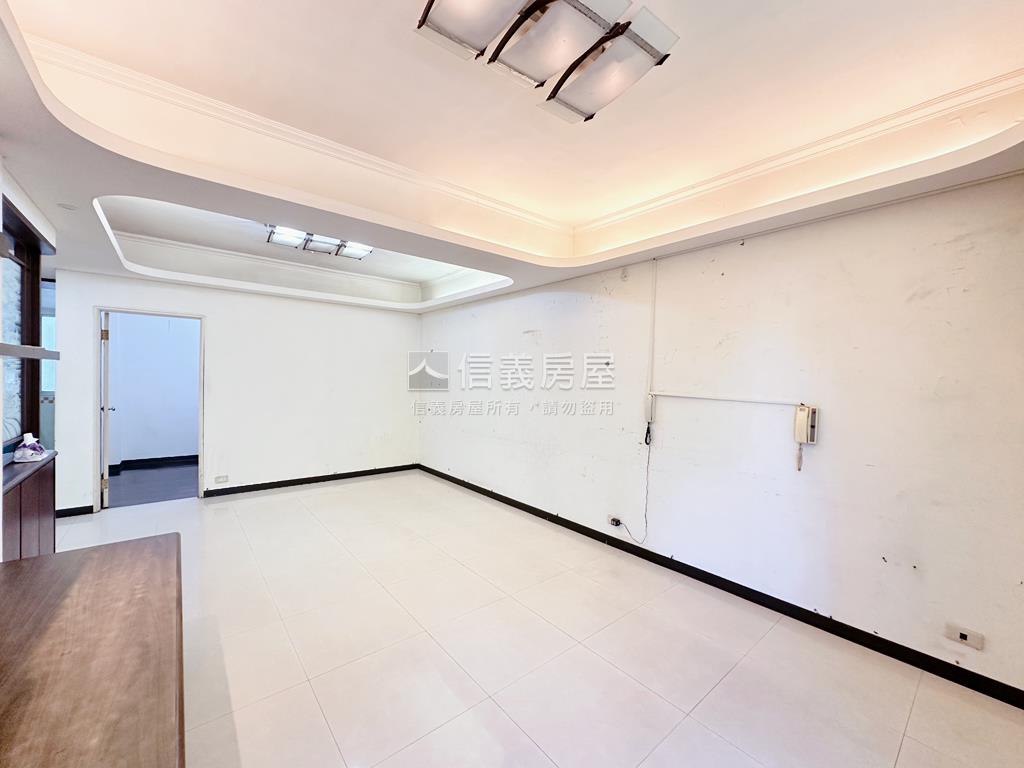 中和莊敬美寓２樓房屋室內格局與周邊環境