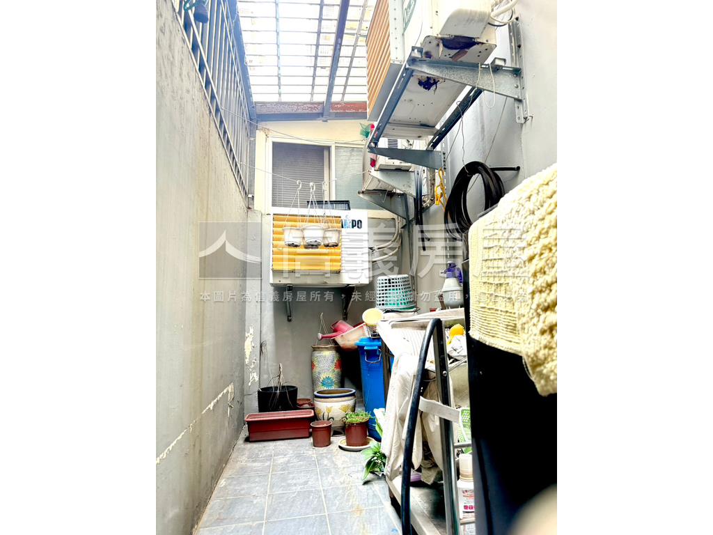 精誠商圈稀有大空間一樓房屋室內格局與周邊環境