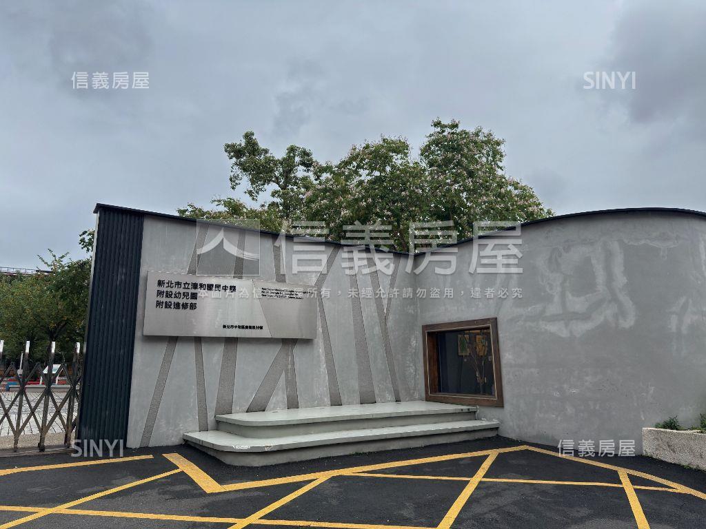 捷運中和站邊間三房房屋室內格局與周邊環境
