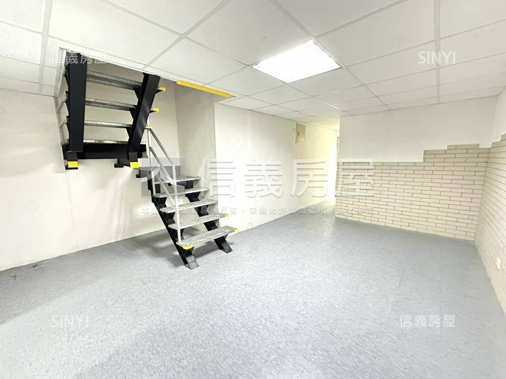 北新中正黃金店面房屋室內格局與周邊環境