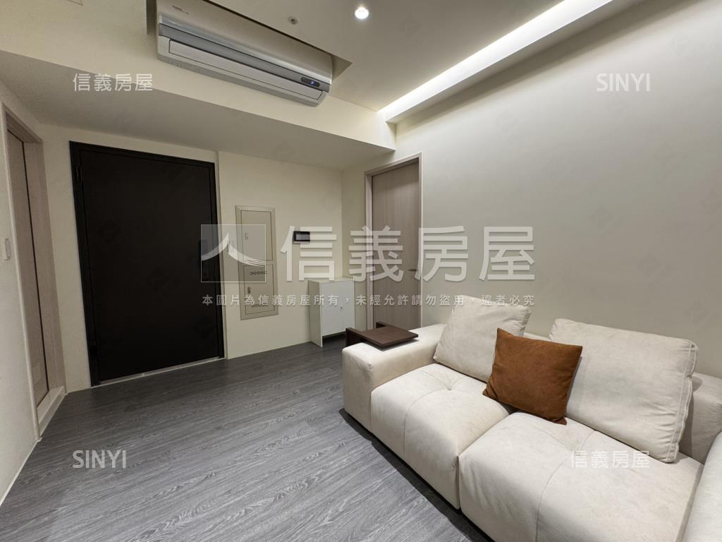站前新銳精美裝潢兩房車位房屋室內格局與周邊環境