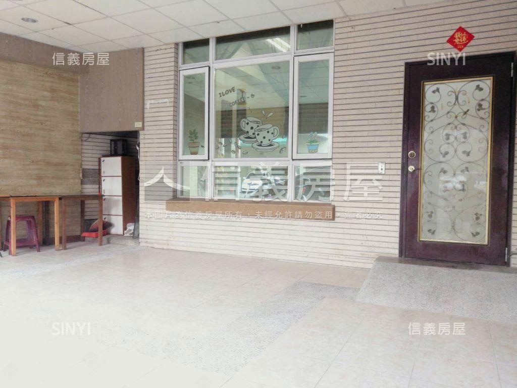 仁武八德西路面寬金店房屋室內格局與周邊環境