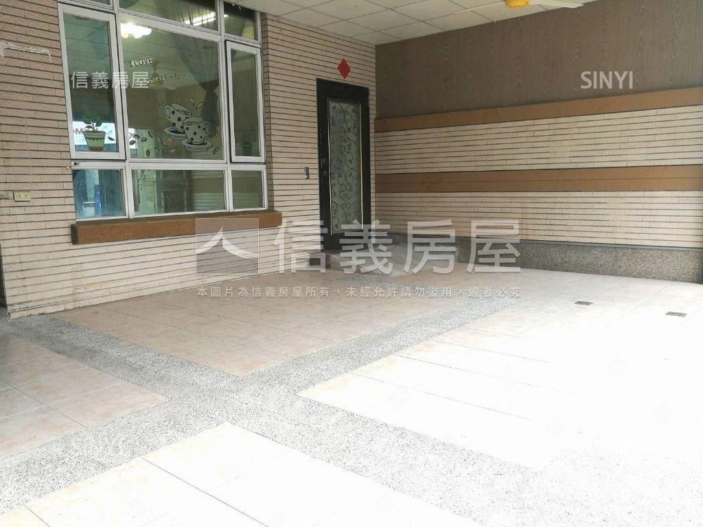 仁武八德西路面寬金店房屋室內格局與周邊環境