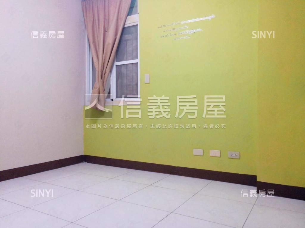 仁武八德西路面寬金店房屋室內格局與周邊環境