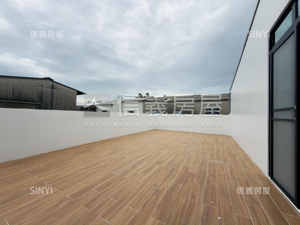 ８米５大面寬用心整理車墅房屋室內格局與周邊環境