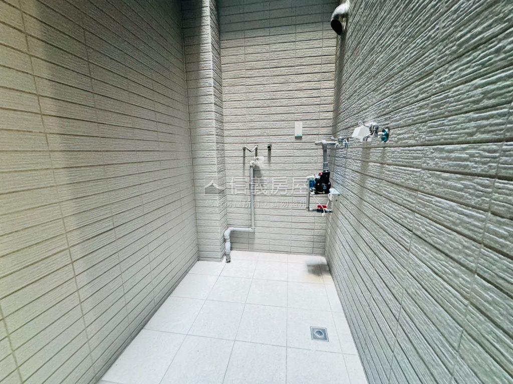 沙鹿角間臨路新屋透天房屋室內格局與周邊環境