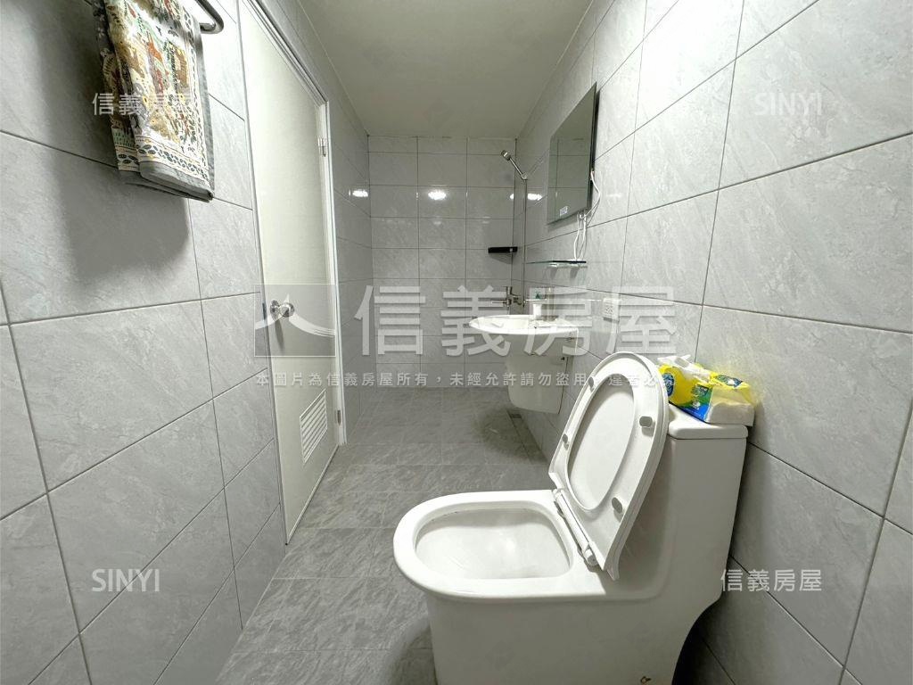 近科工館輕軌機能好美透天房屋室內格局與周邊環境