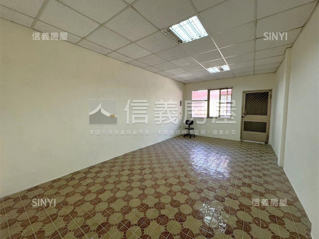 近科工館輕軌機能好美透天房屋室內格局與周邊環境