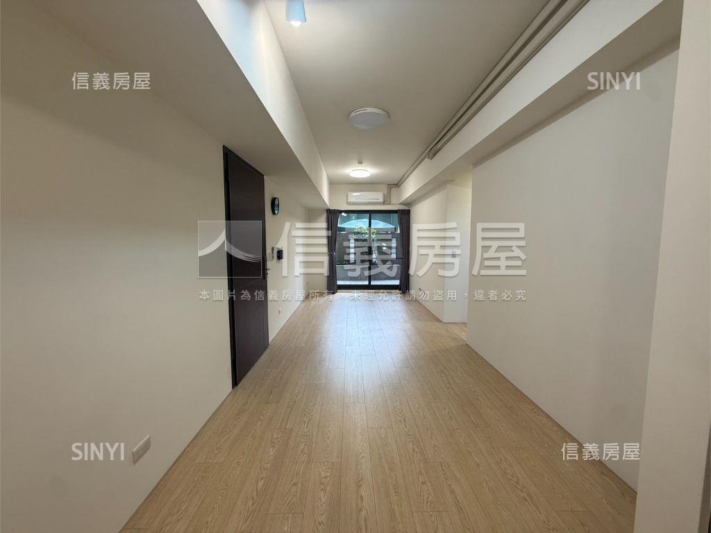 專任東區兩房兩衛大露臺戶房屋室內格局與周邊環境