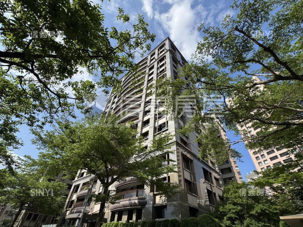 敦藏美景豪邸房屋室內格局與周邊環境