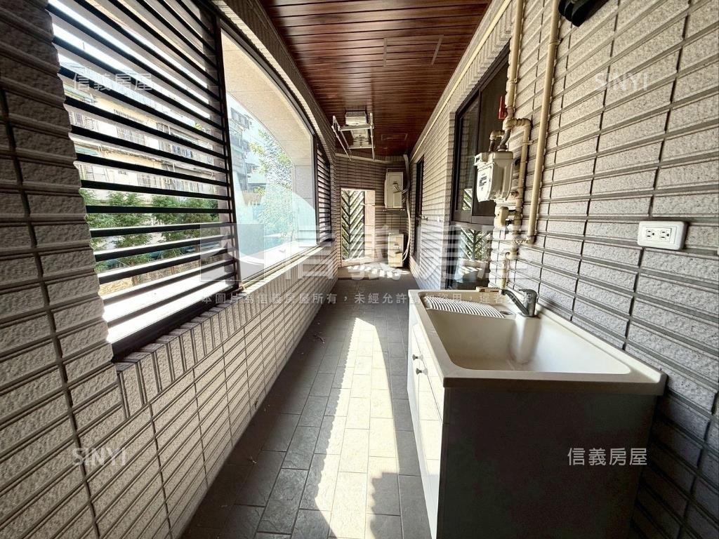 鼎藏富御三房雙車位房屋室內格局與周邊環境