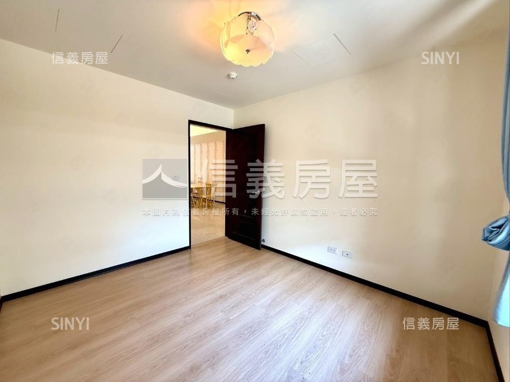 鼎藏富御三房雙車位房屋室內格局與周邊環境