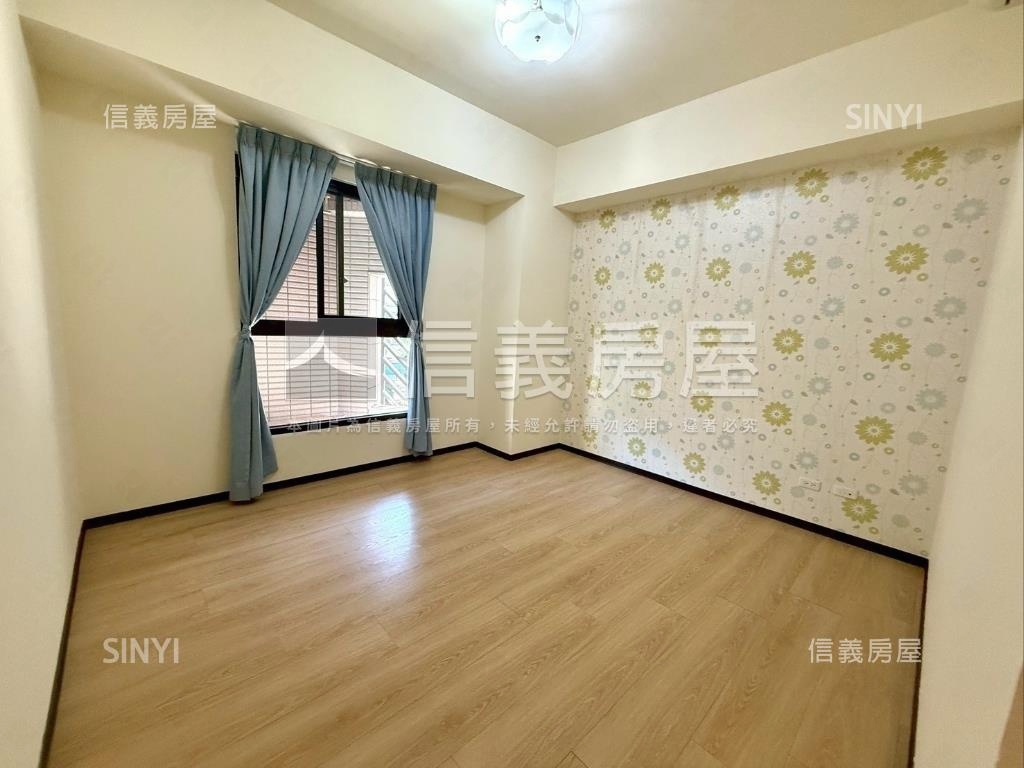 鼎藏富御三房雙車位房屋室內格局與周邊環境