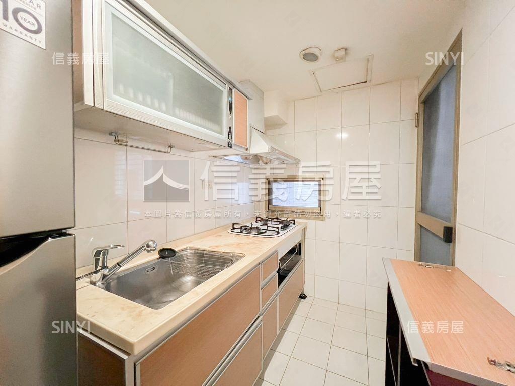 低於行情！捷運上城雙主臥房屋室內格局與周邊環境