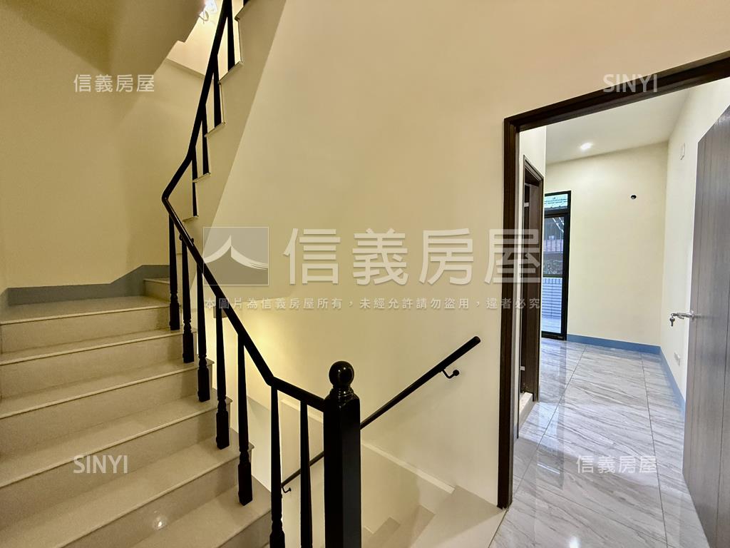 美裝潢美４房正樓透天房屋室內格局與周邊環境