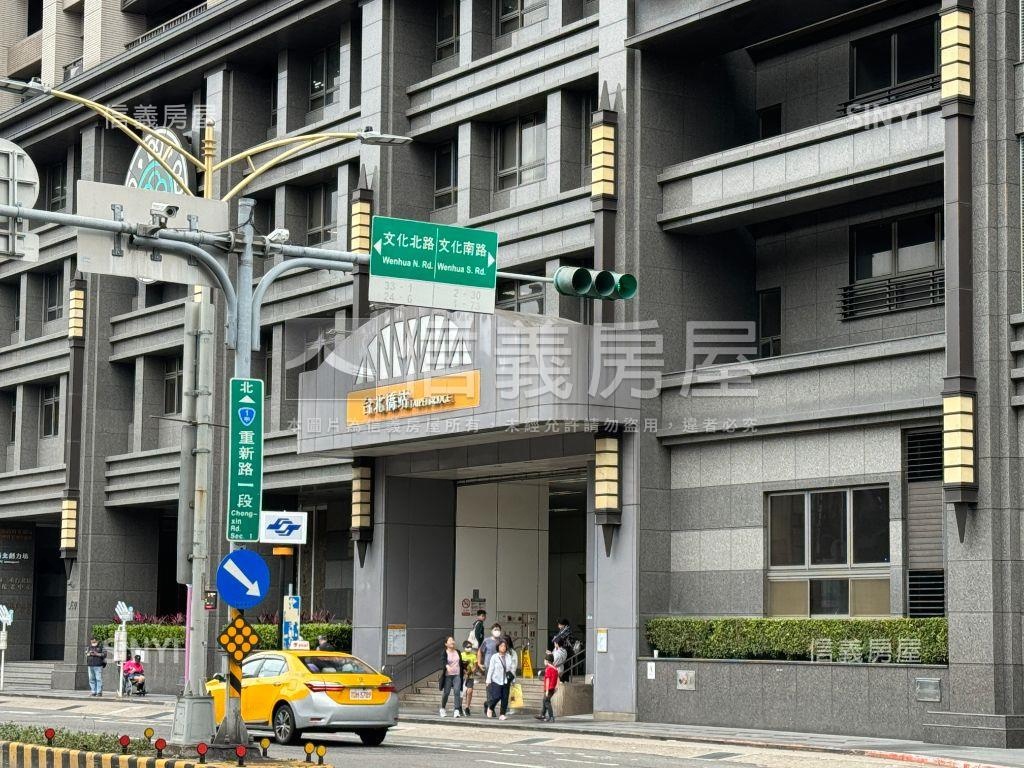 重新路稀有黃金人潮店面房屋室內格局與周邊環境