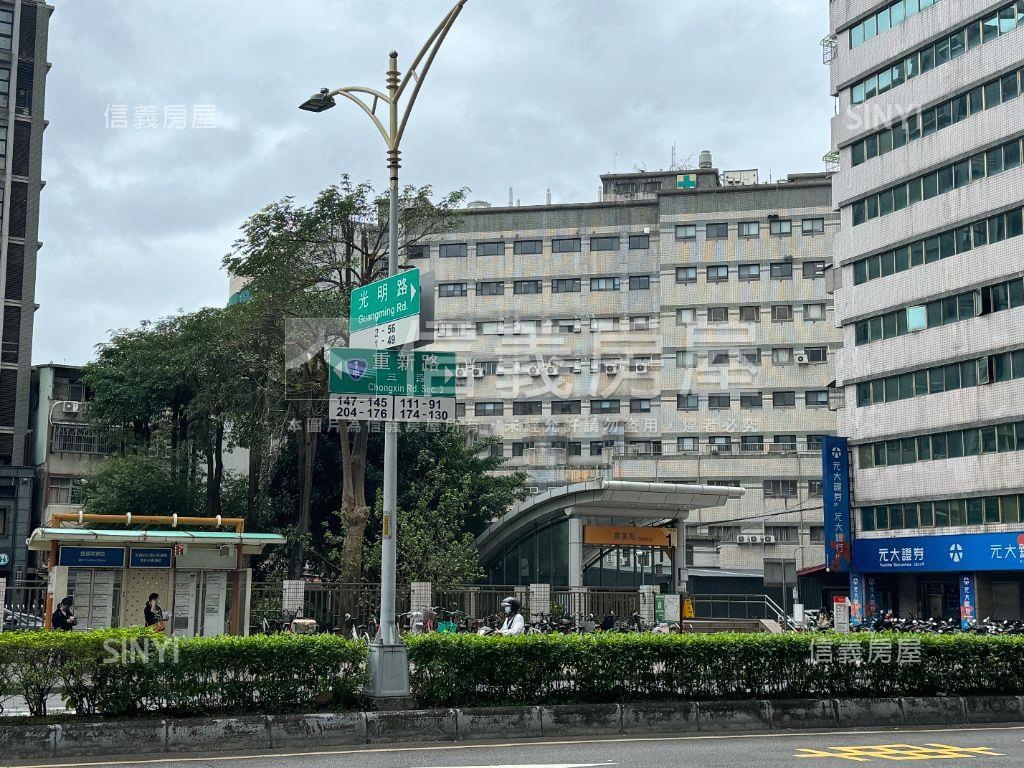 重新路稀有黃金人潮店面房屋室內格局與周邊環境