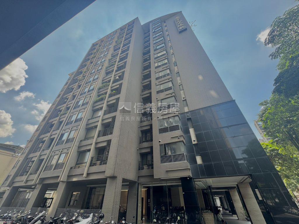 再現。河畔。惠宇人文臻觀房屋室內格局與周邊環境