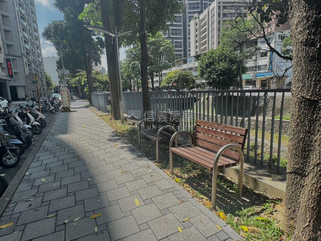再現。河畔。惠宇人文臻觀房屋室內格局與周邊環境
