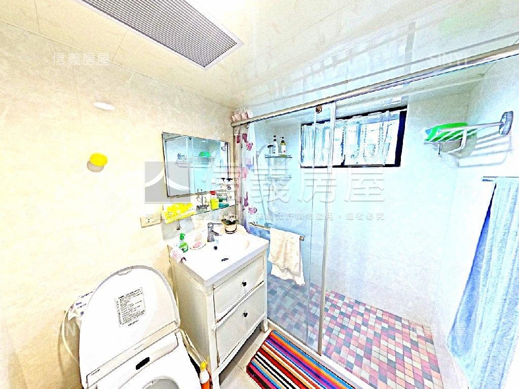 鳥語花香樹海捷運電梯三房房屋室內格局與周邊環境